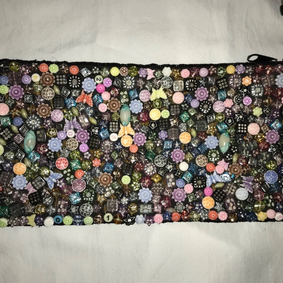 Beaded Handbag - Picture 2 of 9